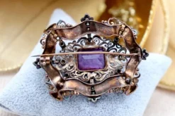 Pamono Gold Brooch with Diamond Reliefs and Chips