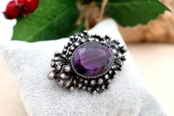Clearance Pamono Gold Brooch with Diamonds