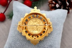 Hot Pamono Gold Brooch with Swivel Center