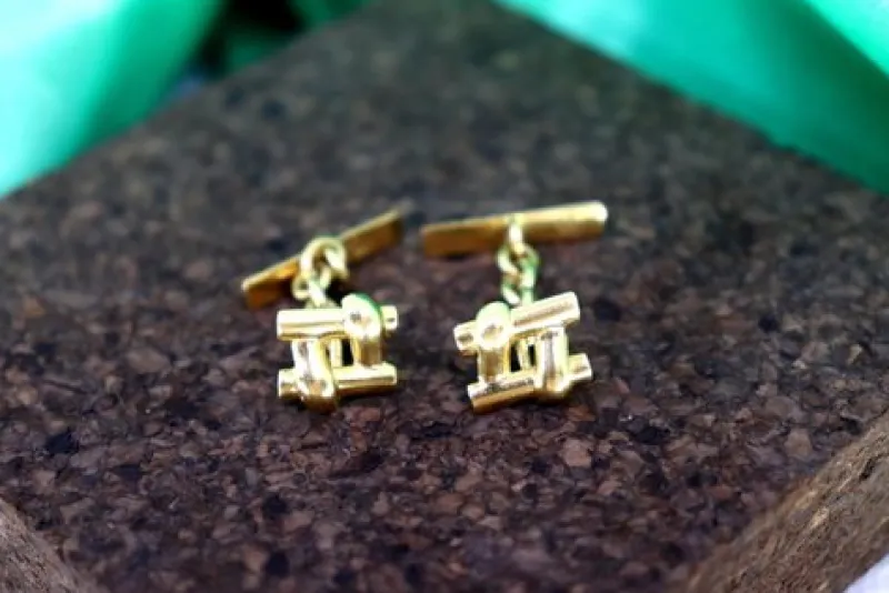 Pamono Gold Cufflinks in Cardinal and Cut-Out Caps, Set of 2> Cufflinks