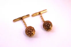 Pamono Gold Cufflinks in Filigree Pine Cone Shape and Plaited Crossbars, Set of 2> Cufflinks