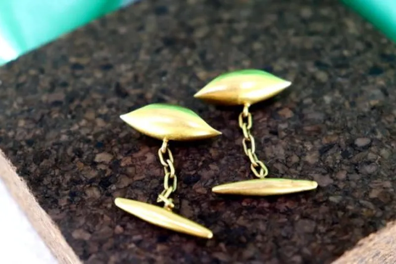 Pamono Gold Cufflinks in the Shape of Closed Leaf, Set of 2> Cufflinks