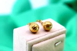 Pamono Gold Cufflinks in the Shape of Footballs, Set of 2> Cufflinks