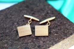 Pamono Gold Cufflinks with Guilloche Bands, Set of 2><noscript><img width=