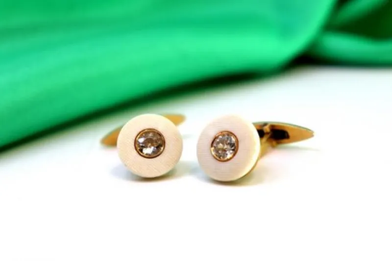 Pamono Gold Cufflinks with Ivory and Diamond Applications, Set of 2> Cufflinks