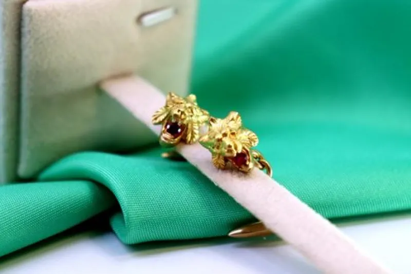 Best Pamono Gold Cufflinks with Lion Head and Synthetic Red Stones, Set of 2
