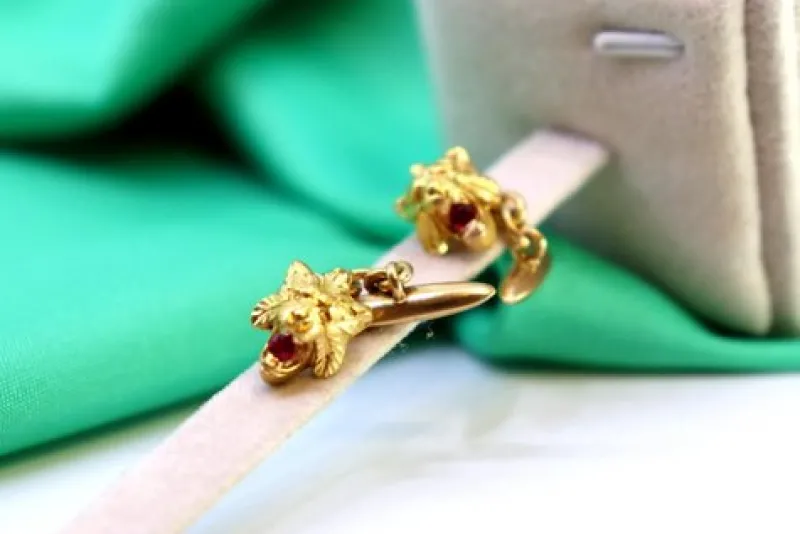 Best Pamono Gold Cufflinks with Lion Head and Synthetic Red Stones, Set of 2
