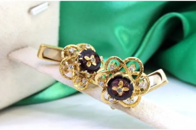 Best Pamono Gold Cufflinks with Onyx and Brilliant-Cut Diamonds, Set of 2