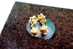 Pamono Gold Cufflinks with Reliefs, Set of 2><noscript><img width=