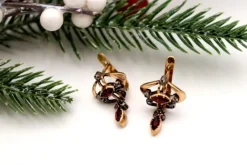 Pamono Gold Earrings with Diamond Chips and Garnets Inlaid, Set of 2><noscript><img width=