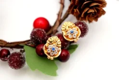 Sale Pamono Gold Earrings with Encrusted Synthetic Stones, Set of 2