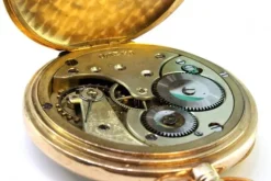 Pamono Gold Rio De Janeiro Grand Prix Paris 1900 Pocket Watch from Omega><noscript><img width=