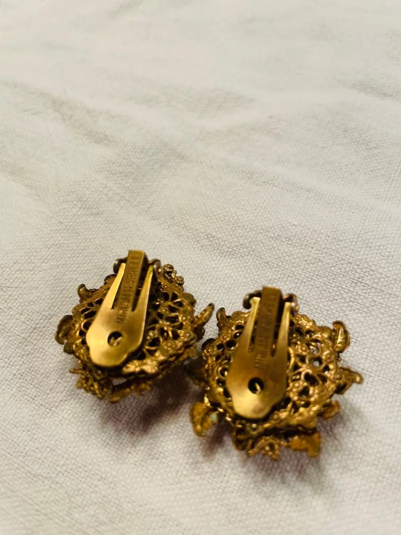 Pamono Gold-Plated Earrings by Miriam Haskell, 1960s, Set of 2> Earrings