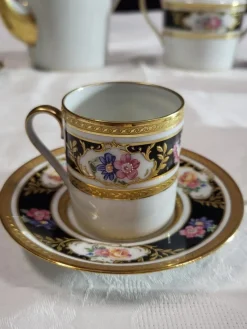 Pamono Gold-Plated Service from L' Ancienne Manufacture Royale de Limoges, France, 1980s, Set of 75><noscript><img width=