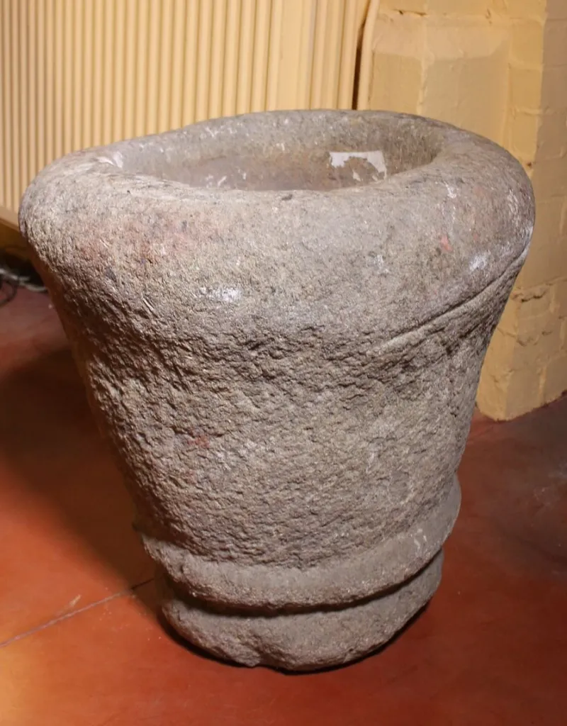 Sale Pamono Gothic Spanish Stone Baptistery