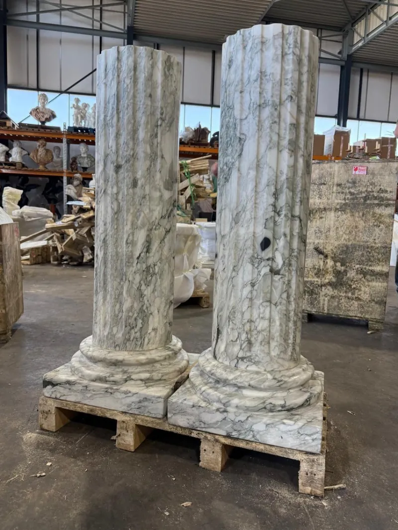 Outlet Pamono Grand Fluted Verde Alpi Marble Columns on Stepped Bases, Set of 2