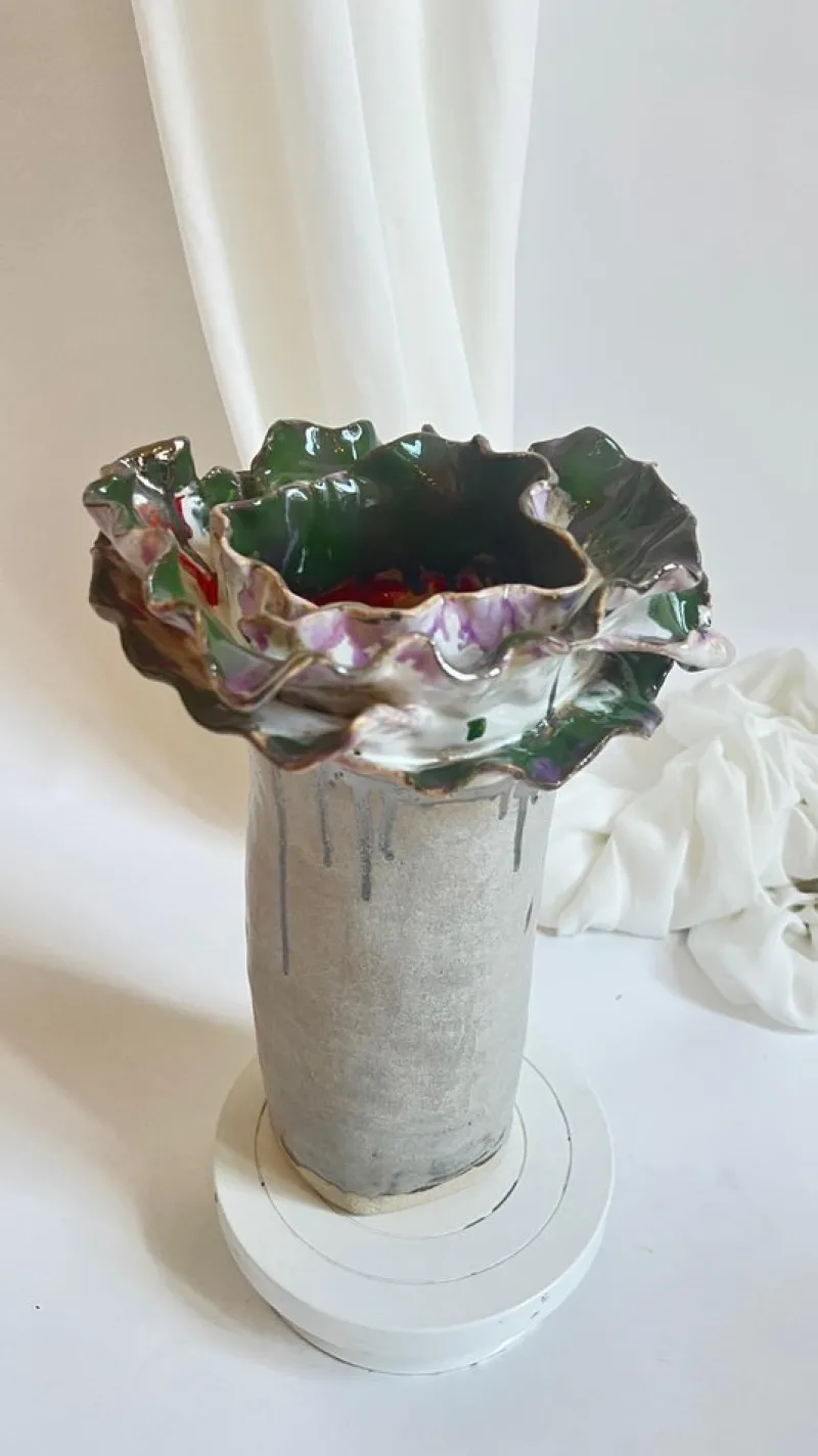 Pamono Gray Olé Dusk Vase by Hania Jneid> Tabletop