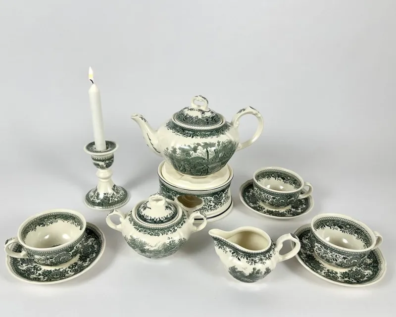 Pamono Green Burgenland Coffee and Tea Set in Porcelain from Villeroy & Boch, Germany, 1980s, Set of 13> Coffee & Tea Service