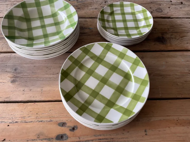 Pamono Green Tablecloth Tableware Set from Moulin des Loups, 1950s, Set of 22