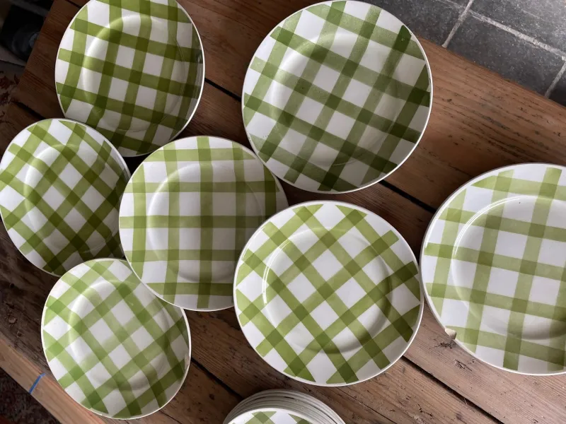 Pamono Green Tablecloth Tableware Set from Moulin des Loups, 1950s, Set of 22