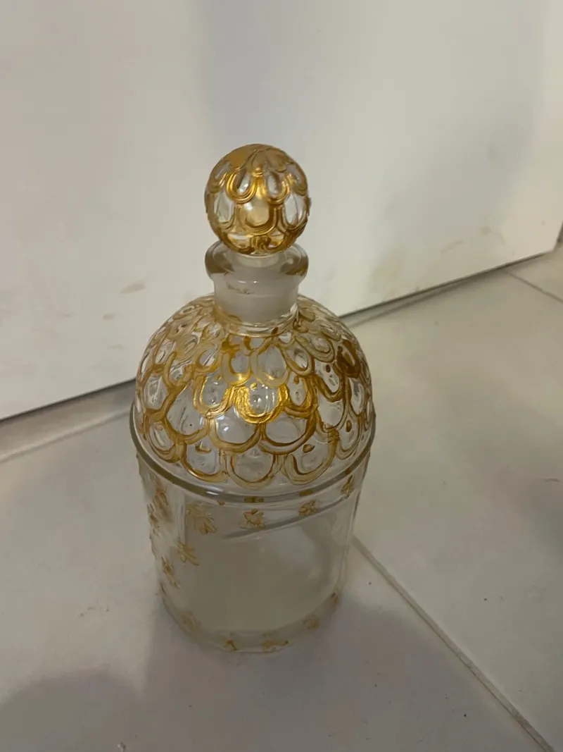 Pamono Guerlain Bottle with Golden Bees> Bottles, Carafes & Jugs