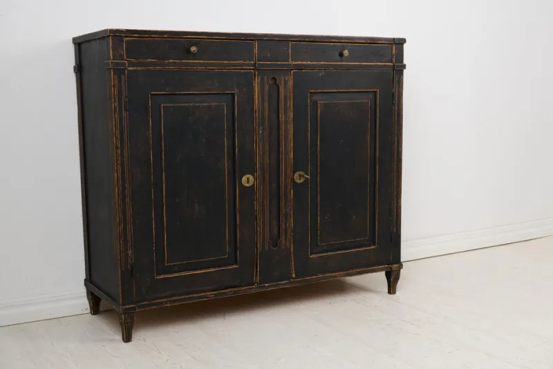 Outlet Pamono Gustavian Swedish Country Sideboard