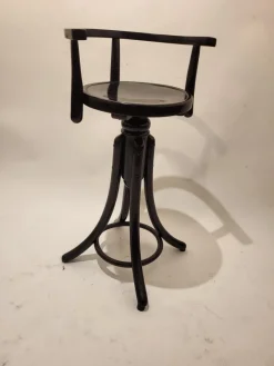 Sale Pamono Hairdressing Chair for Children from Thonet, 1890s