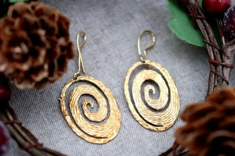 New Pamono Hammered 18 Karat Gold Earrings with Cutouts, Set of 2