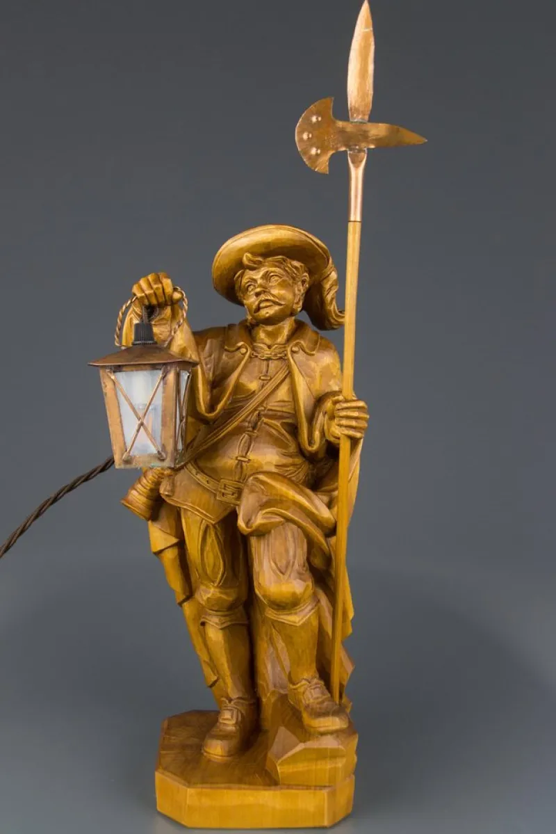 Pamono Hand Carved Wooden Sculpture Lamp Depicting Night Watchman with Lantern, Germany> Table Lamps