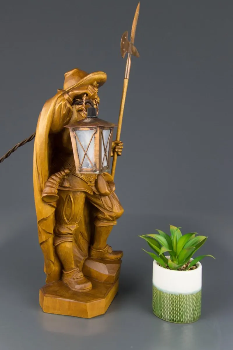 Pamono Hand Carved Wooden Sculpture Lamp Depicting Night Watchman with Lantern, Germany> Table Lamps