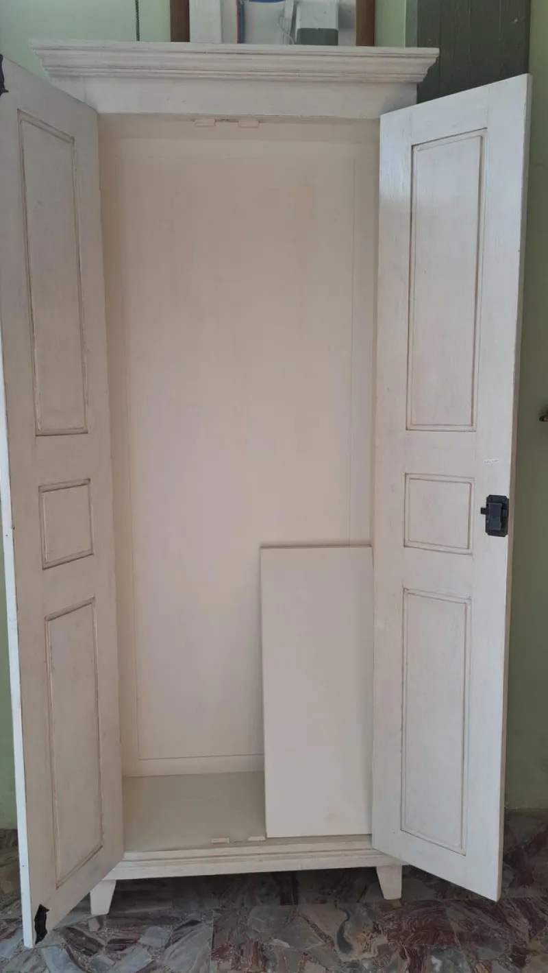 New Pamono Hand-Lacquered Wardrobe in Fir
