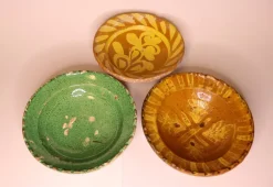 Pamono Handmade Clay Bowl Pottery Bowl Plate, 1930s, Set of 3> Dinner Plates & Bowls