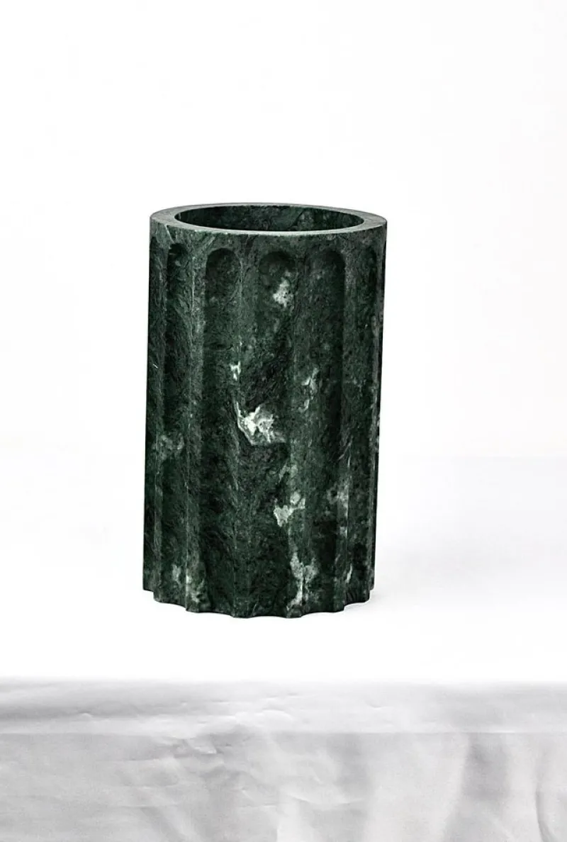 Pamono Handmade Column Vase in Satin Green Guatemala Marble by Fiammetta V.> Tabletop
