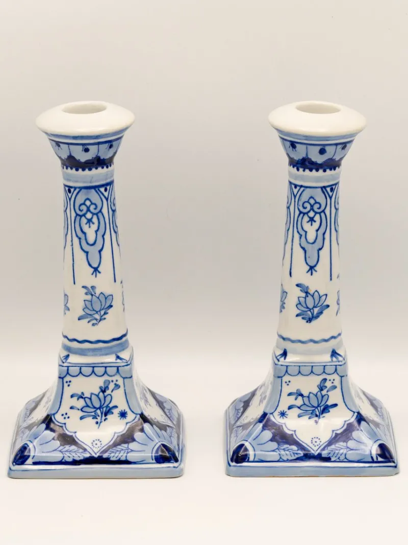 Hot Pamono Hand-Painted Candlesticks from Royal Delft, 1988, Set of 2