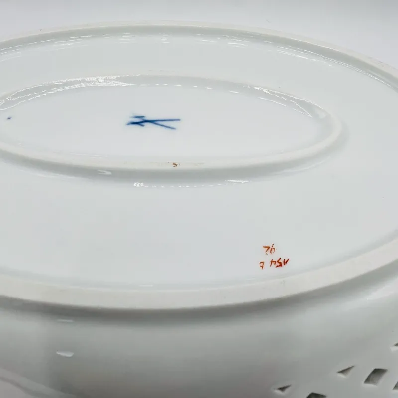 Pamono Hand-Painted Lattice Border Two-Handled Porcelain Tray from Meissen Porcelain, 1950s> Trays