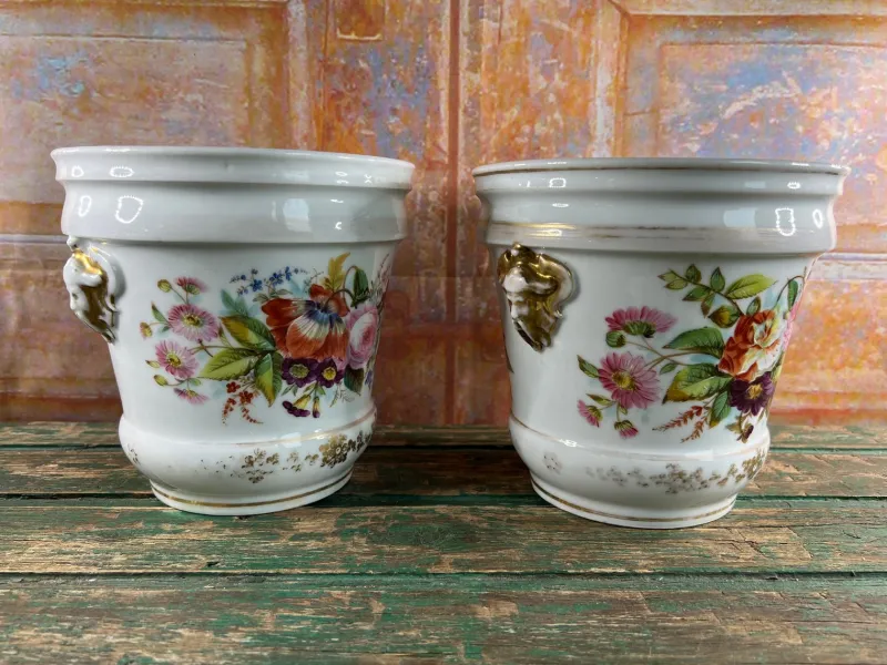 Pamono Hand-Painted Porcelain Jardinieres, Early 1900s, Set of 2> Planters And Jardiniere
