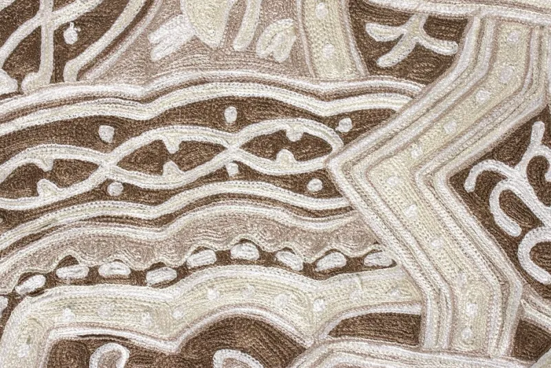 Discount Pamono Handwoven Chain Stitch Pattern Rug from R&K Principal Jahanshah Nazmiyal