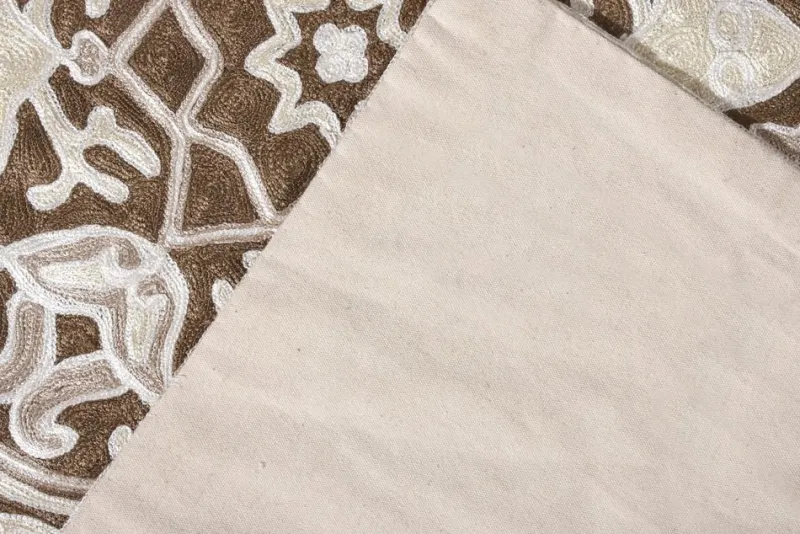 Discount Pamono Handwoven Chain Stitch Pattern Rug from R&K Principal Jahanshah Nazmiyal