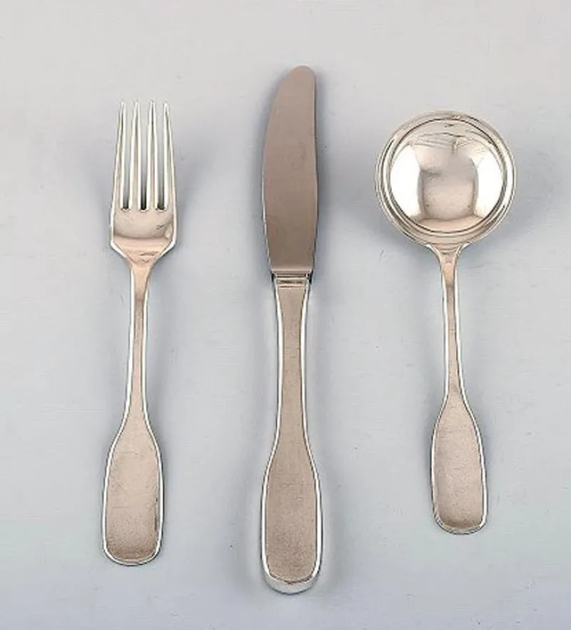 Pamono Hans Hansen Silver Cutlery Susanne in Sterling Silver, 20th Century, Set of 18> Cutlery & Serving Utensils