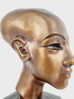 Pamono Head of Nefertiti, 1920s-1940s, Bronze><noscript><img width=