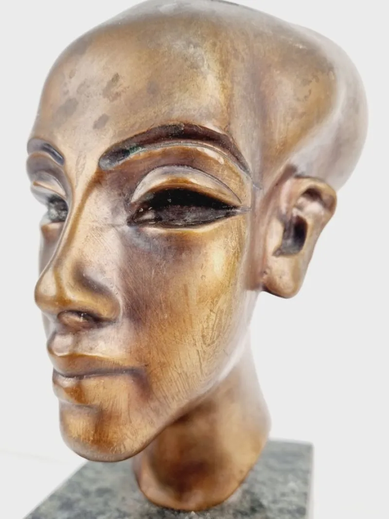 Pamono Head of Nefertiti, 1920s-1940s, Bronze> Art Deco