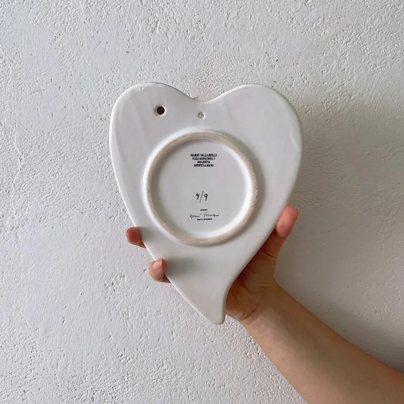 Online Pamono Heart in Ceramic Human Faces Nero N.1 by Gianni Veneziano for Kiasmo