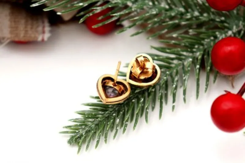 Pamono Heart-Shaped Gold Earrings with Diamond Chips and Cut Stones, Set of 2> Earrings