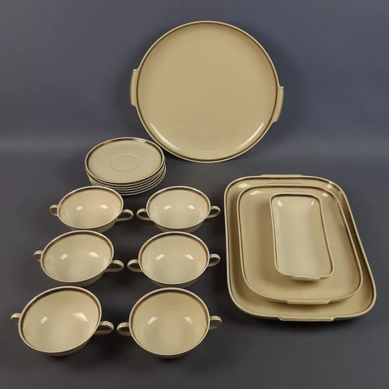 Clearance Pamono Helena Service fom Rosenthal Selb-Germany, 1970s, Set of 16