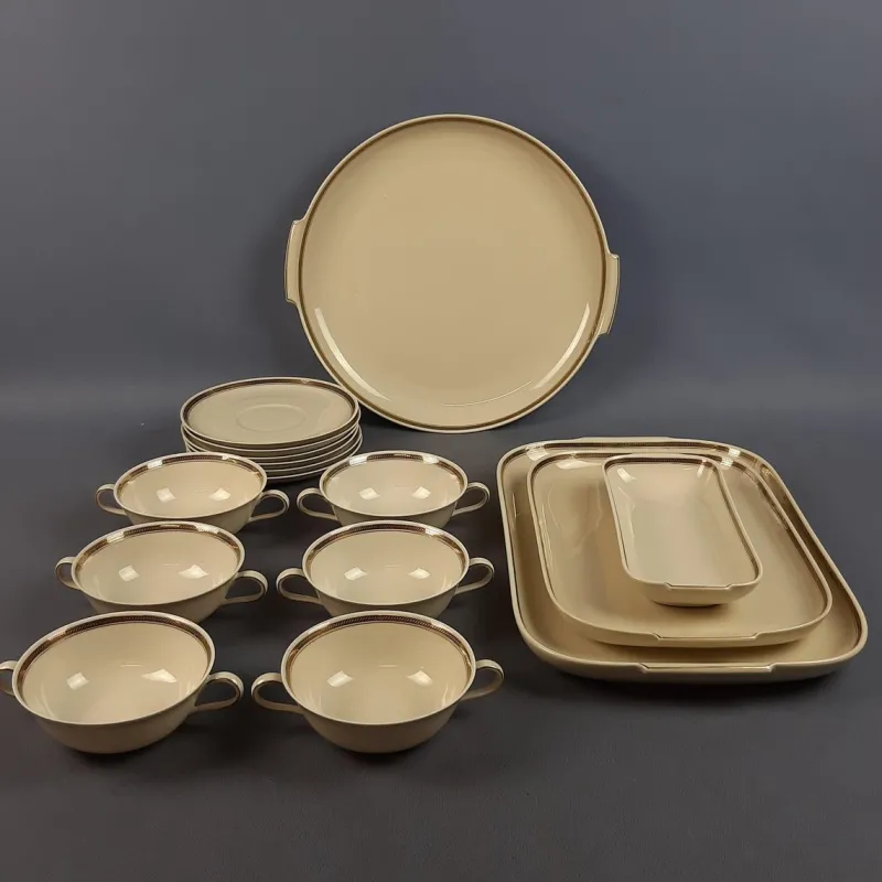 Clearance Pamono Helena Service fom Rosenthal Selb-Germany, 1970s, Set of 16