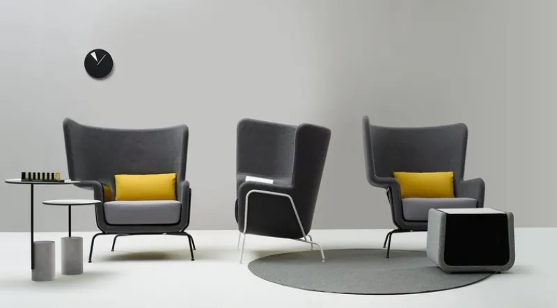 Outlet Pamono Hip Chair in Metal by Quinti Sedute