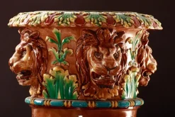 Hot Pamono Historical Pedestal with Lion Decor from Zsolnay, 1890s