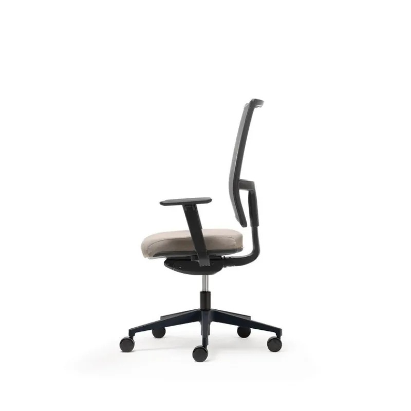 Discount Pamono Honey Up High Backrest Managerial Armchair by Quinti Sedute