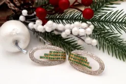 Pamono Illiptic-Shaped Gold Earrings with Brilliant-Cut Diamonds and Calibrated Emeralds, Set of 2> Earrings