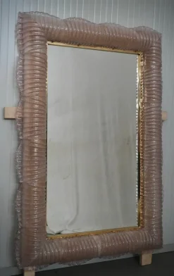 Outlet Pamono Illuminated Pink Murano Glass and Brass Wall Mirror, 2000s